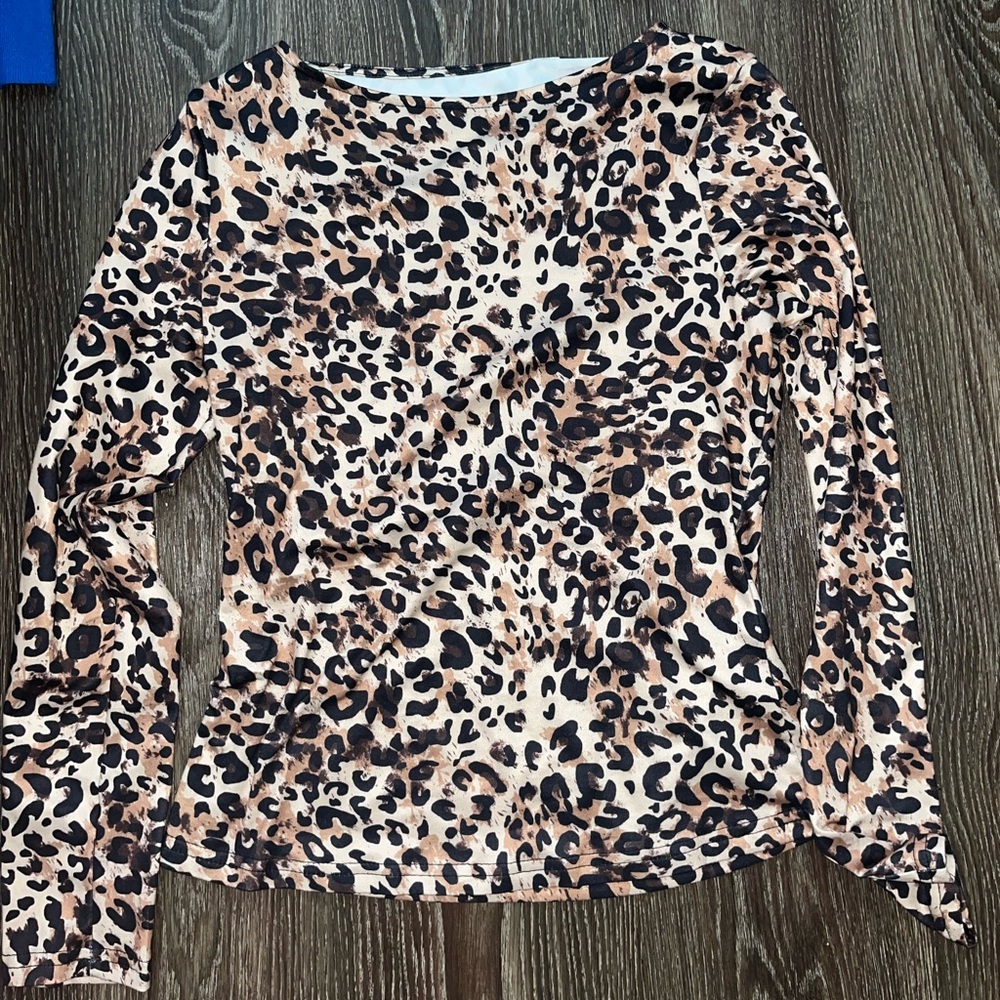 Leopard Print Long Sleeve Top